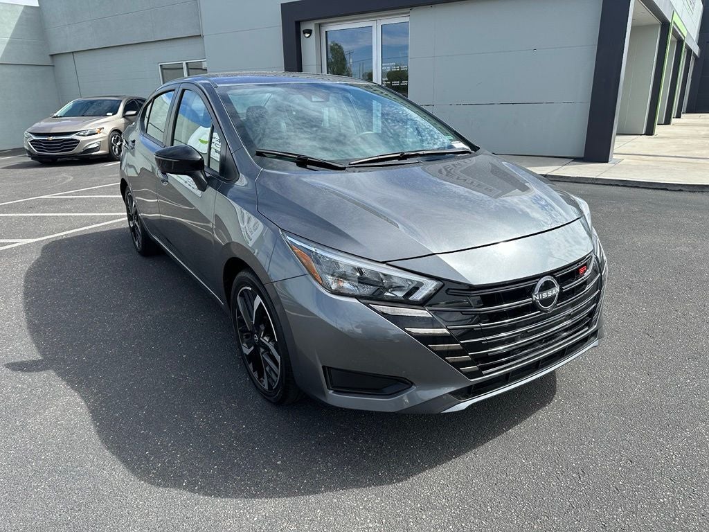 2024 Nissan Versa 1.6 SR