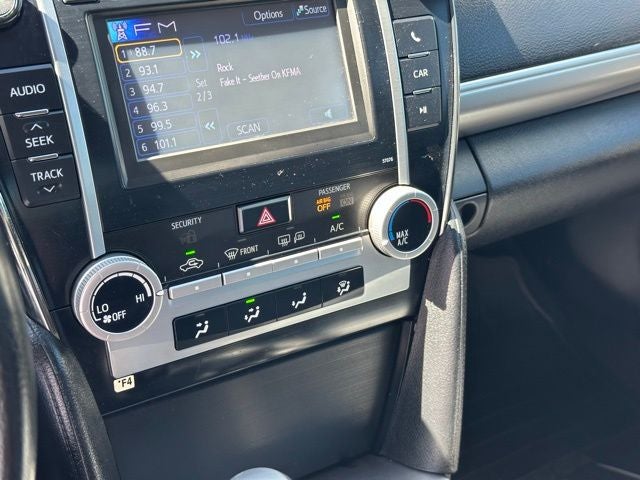 2014 Toyota Camry SE