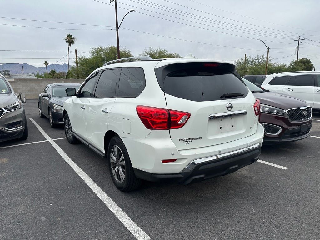 2019 Nissan Pathfinder SL
