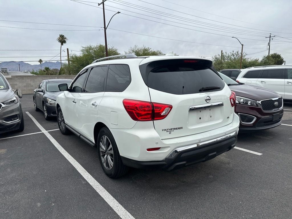 2019 Nissan Pathfinder SL