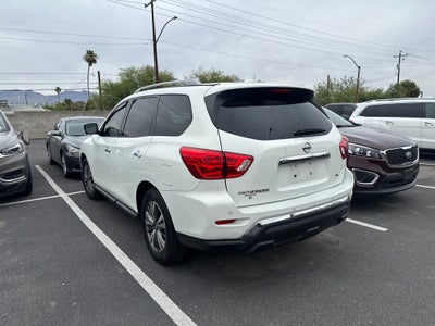 2019 Nissan Pathfinder SL