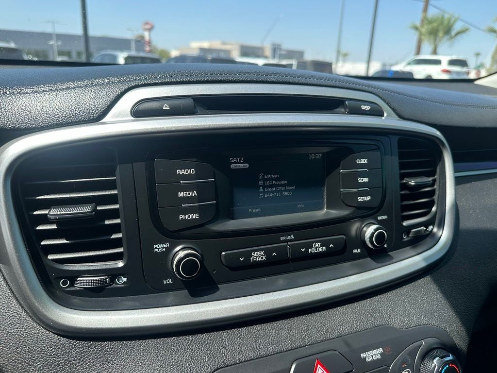 2016 Kia Sorento LX