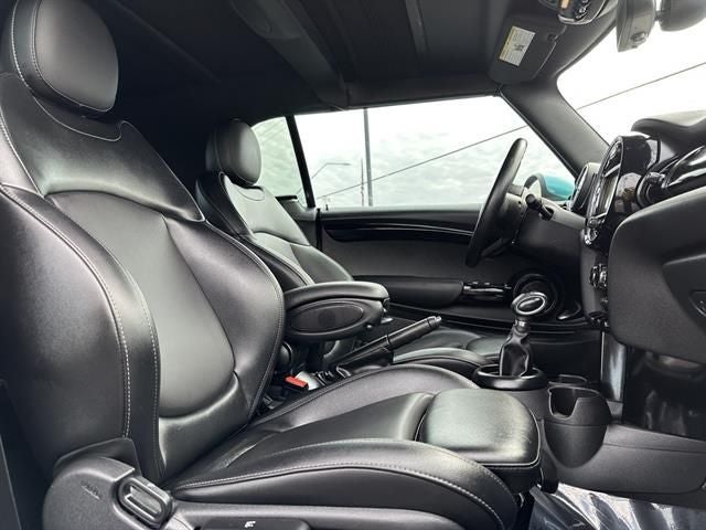 2018 MINI Cooper Base