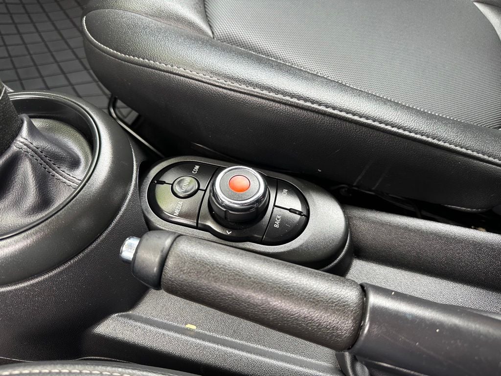 2021 MINI Cooper Base