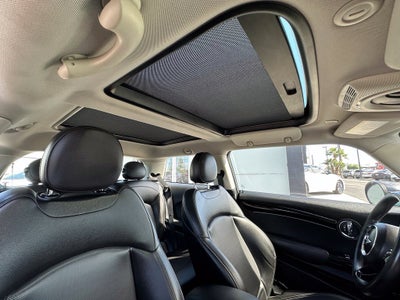 2016 MINI Cooper Base
