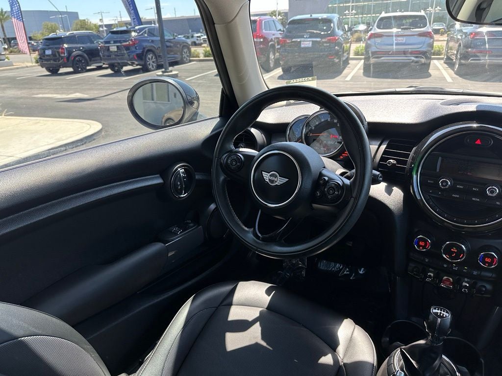 2016 MINI Cooper Base
