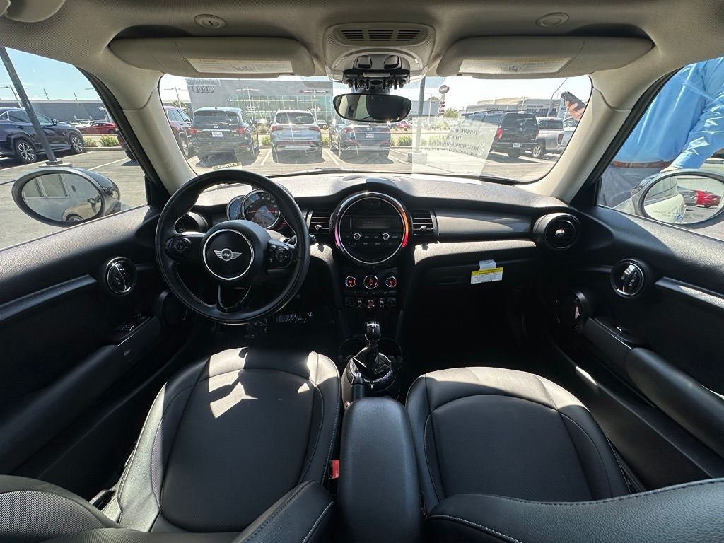 2016 MINI Cooper Base