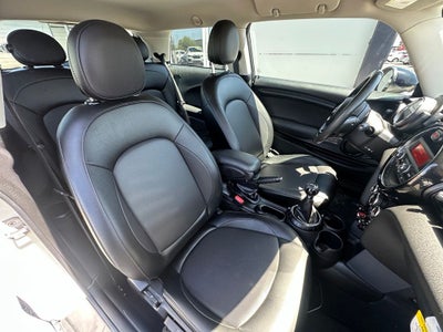 2016 MINI Cooper Base