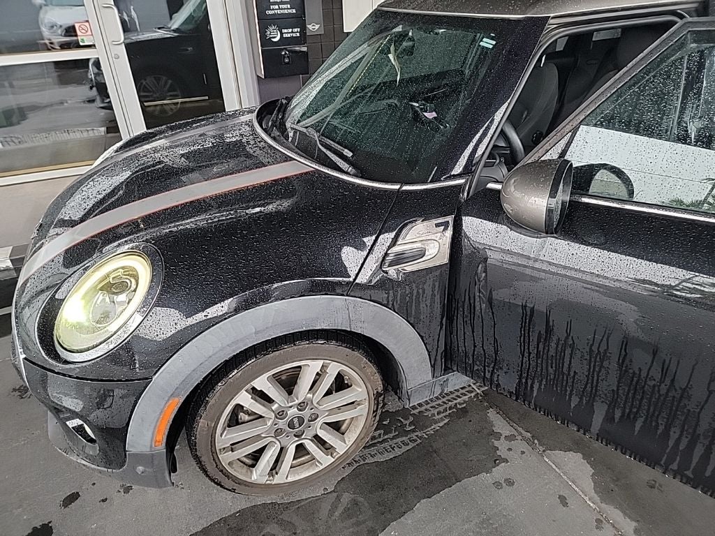 2017 MINI Cooper Base