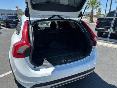 2017 Volvo V60 Cross Country T5