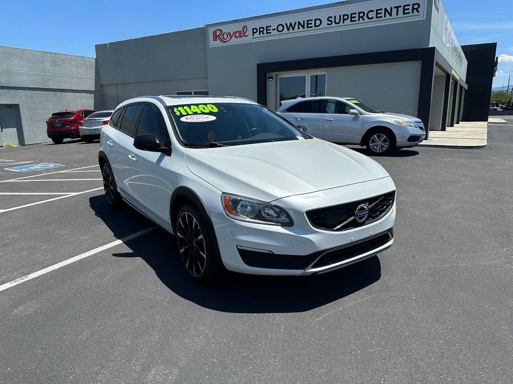 2017 Volvo V60 Cross Country T5